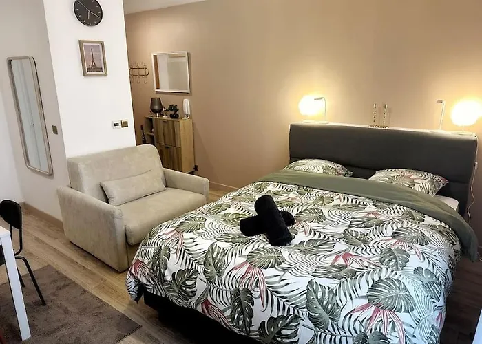 La Croix Blanche - Cosy - Place De Parking